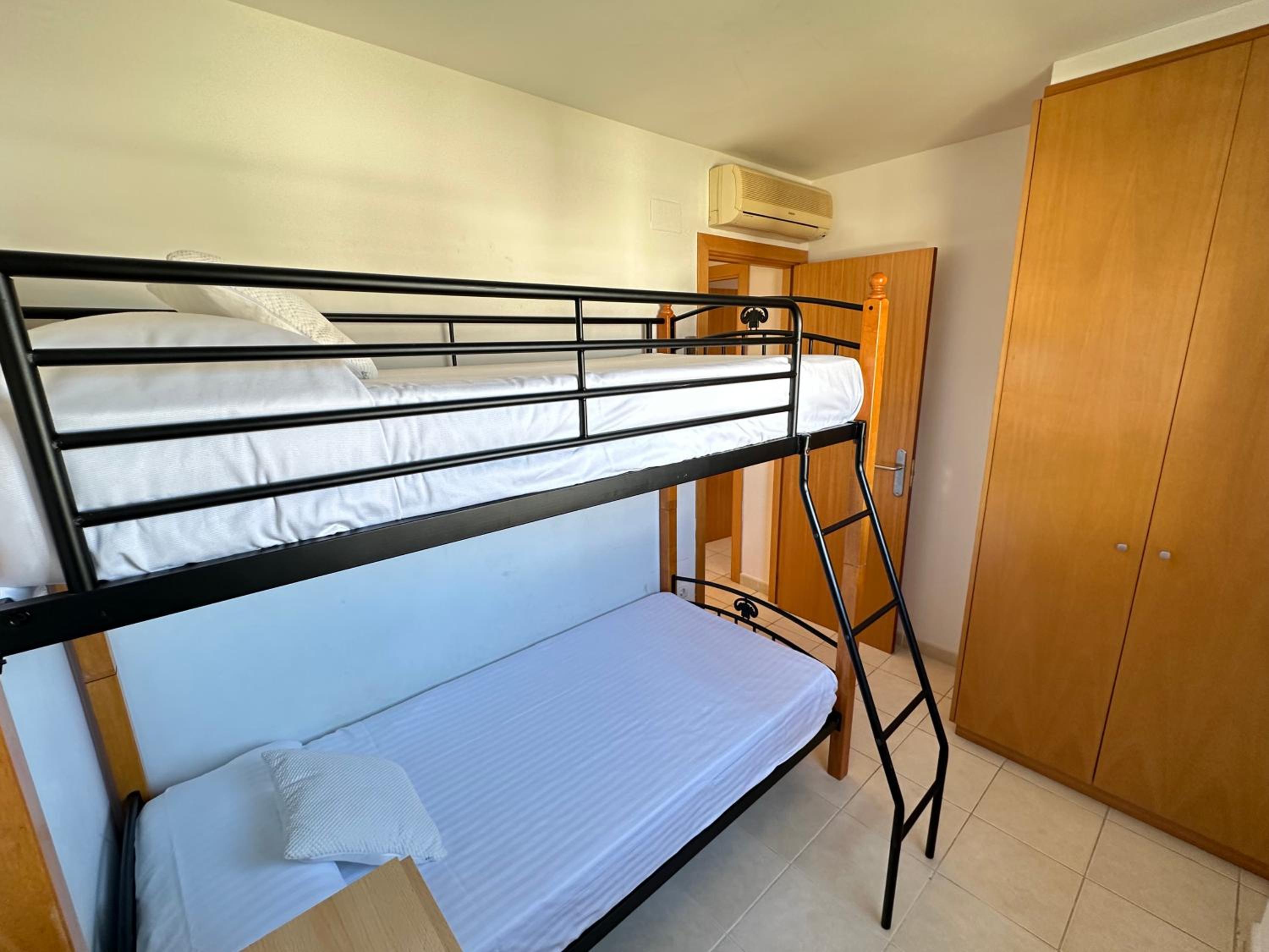 Agi Torre Quimeta Apartments