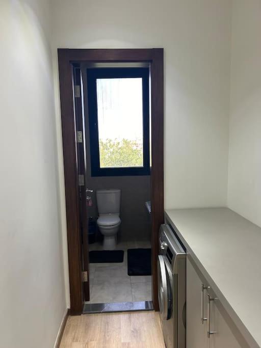 ZEN stays Elegant 2BR Lakeview