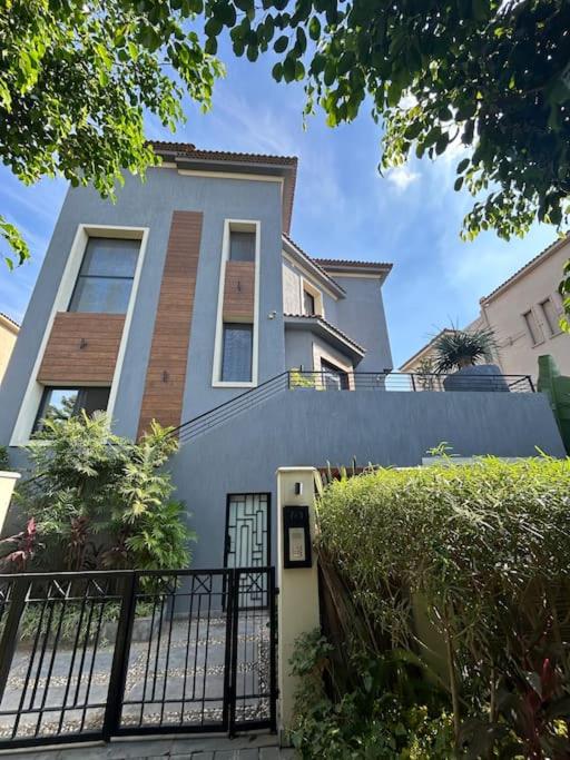 ZEN stays Elegant 2BR Lakeview