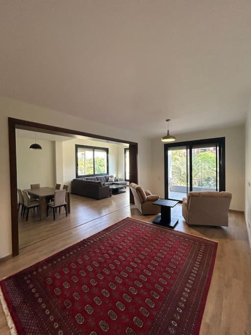 ZEN stays Elegant 2BR Lakeview