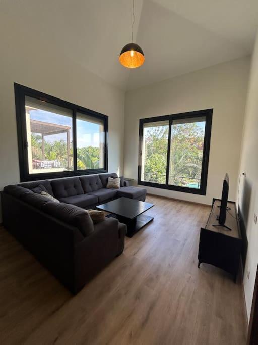 ZEN stays Elegant 2BR Lakeview
