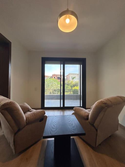 ZEN stays Elegant 2BR Lakeview