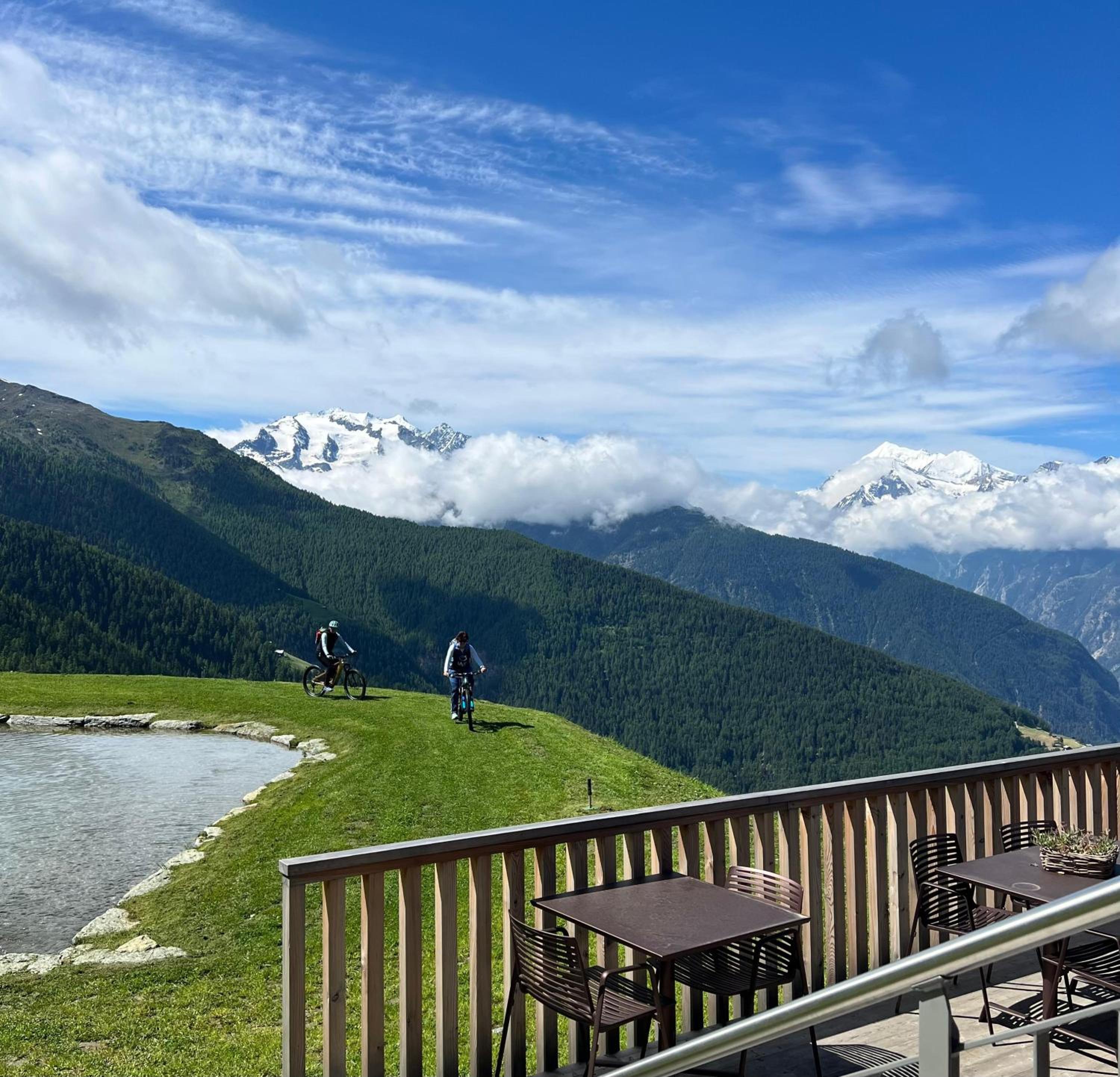 Giw Panorama Lodge 2000m