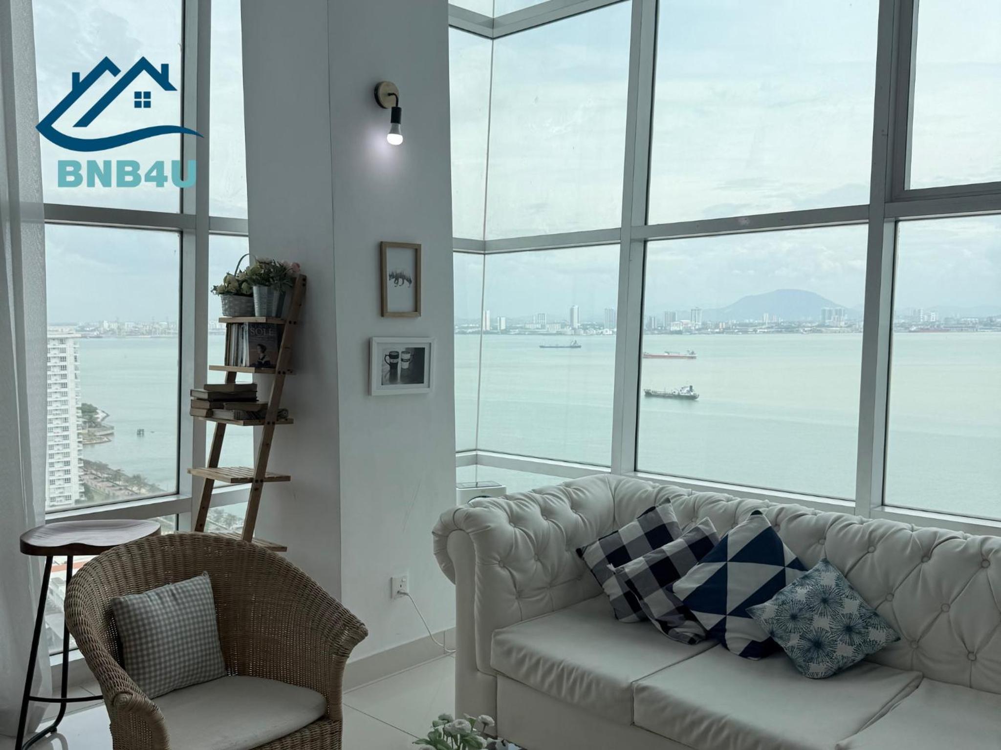 Duplex Seaview Comfort Stay in City By IZ photo 5