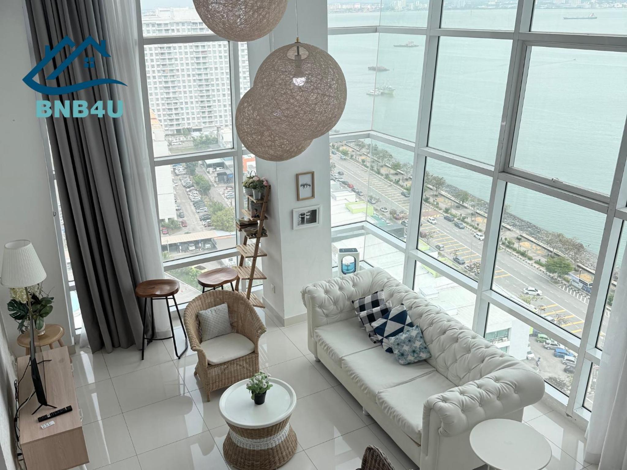 Duplex Seaview Comfort Stay in City By IZ photo 1