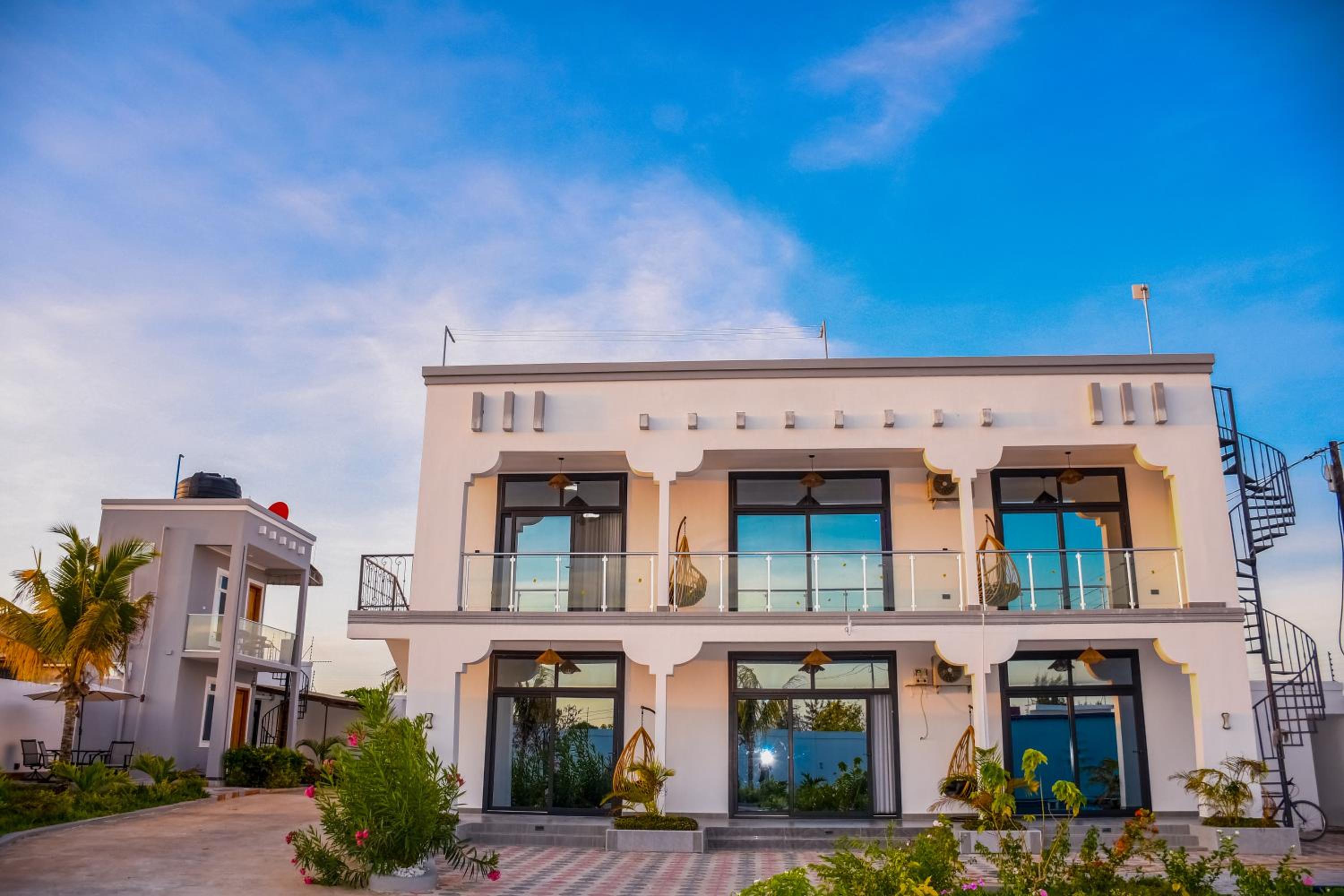 Coral Cove Apartments