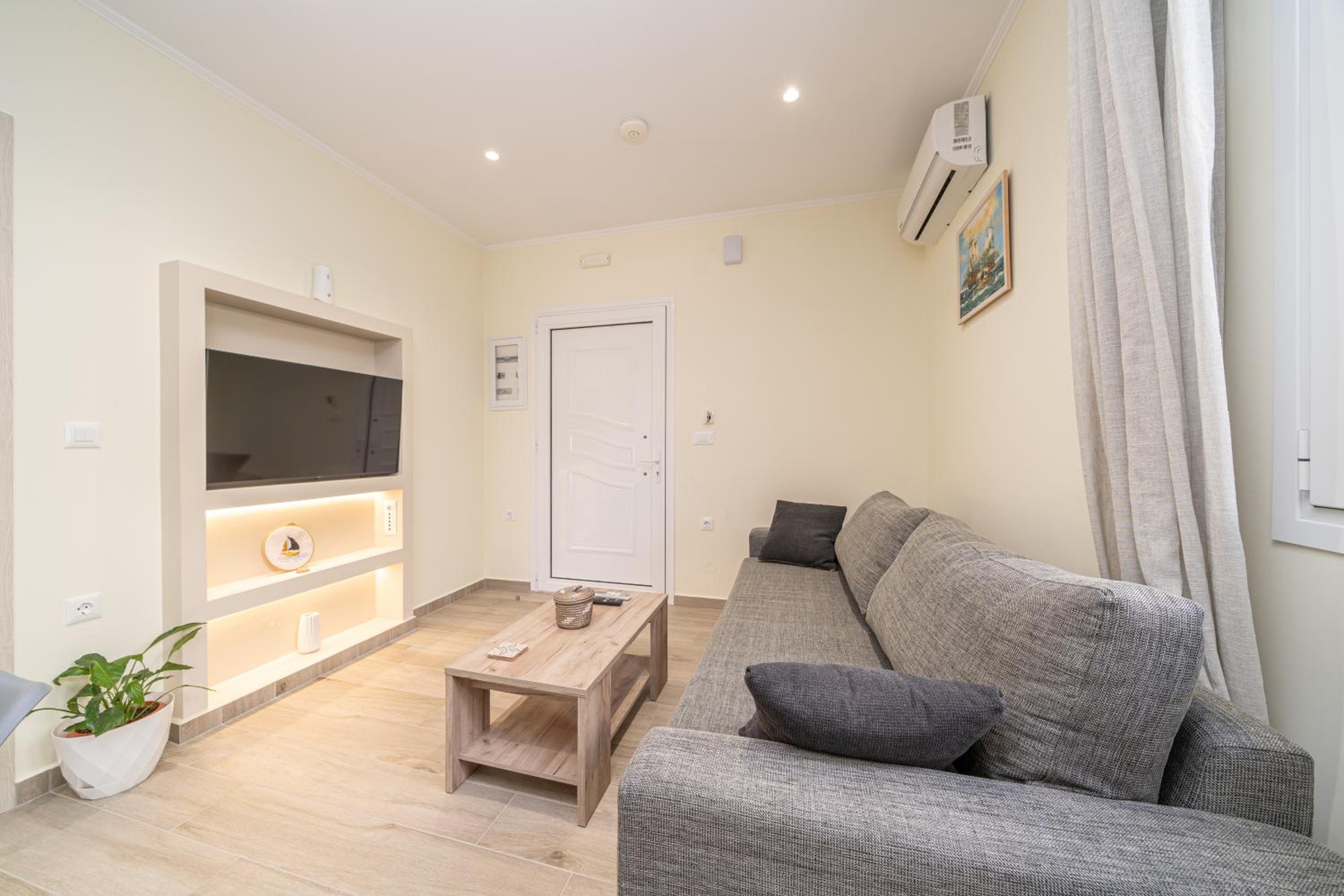 Lakithra Comfort Cove