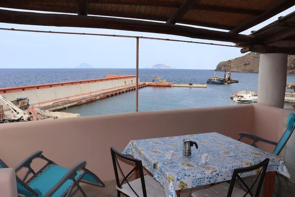 Casa Lemon - on the Scalo Galera port in Malfa photo 3