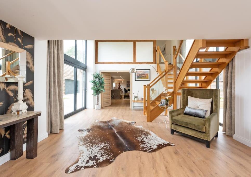 Countryside Barn Conversion 'All Saints Barn'