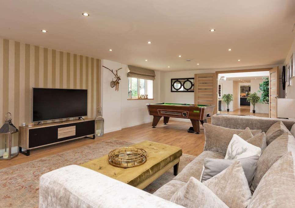 Countryside Barn Conversion 'All Saints Barn'