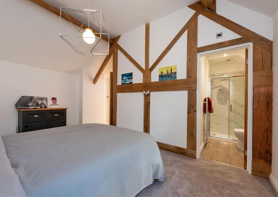 Countryside Barn Conversion 'All Saints Barn'