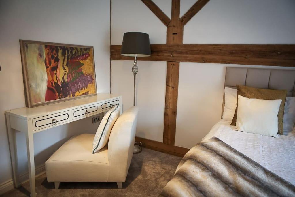 Countryside Barn Conversion 'All Saints Barn'