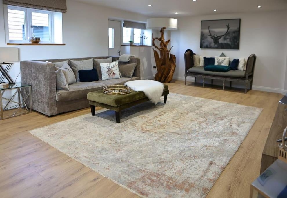 Countryside Barn Conversion 'All Saints Barn'