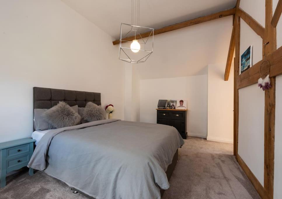Countryside Barn Conversion 'All Saints Barn'