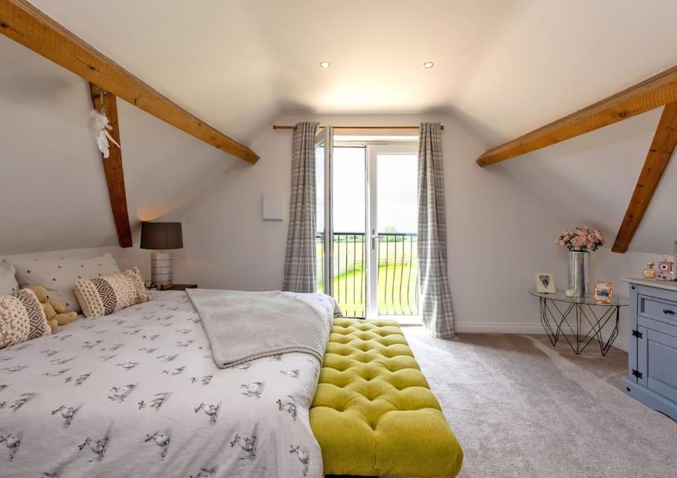 Countryside Barn Conversion 'All Saints Barn'