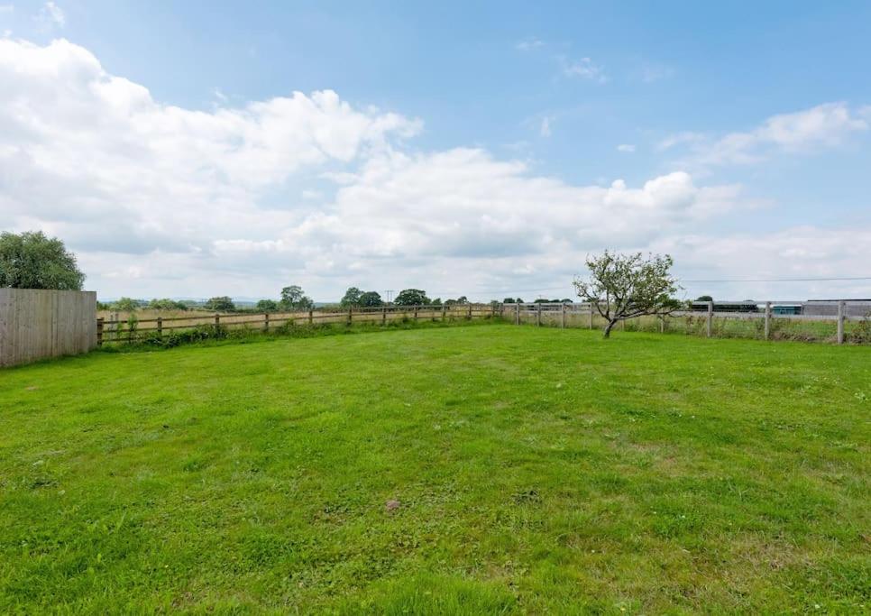 Countryside Barn Conversion 'All Saints Barn'