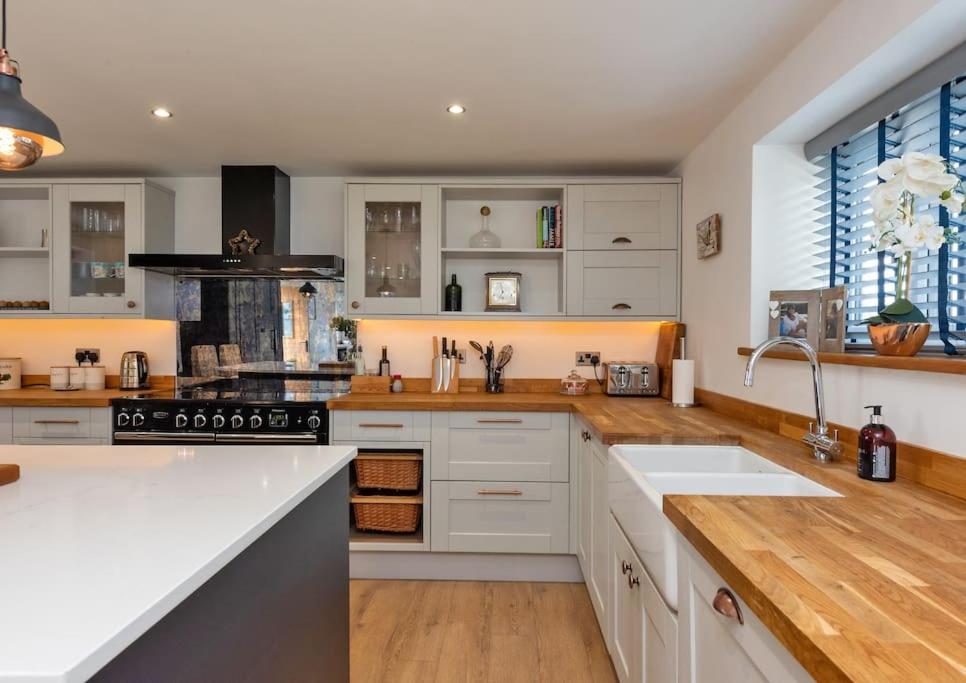 Countryside Barn Conversion 'All Saints Barn'