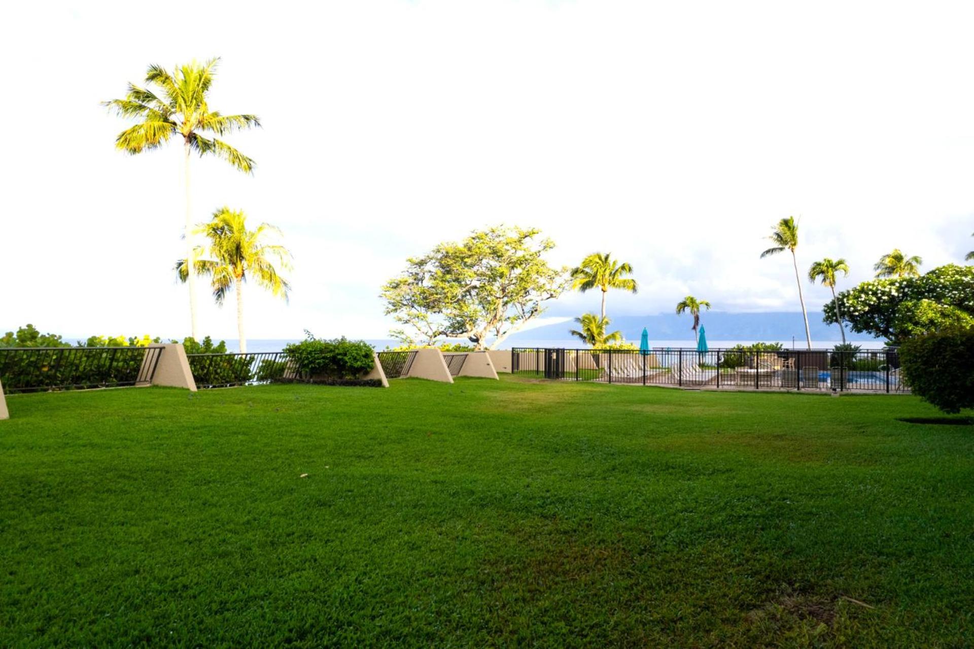 KBM Resorts: Napili Point NAP-C31 Ocean Front Spacious Beach Amenities Includes Rental Car view 4