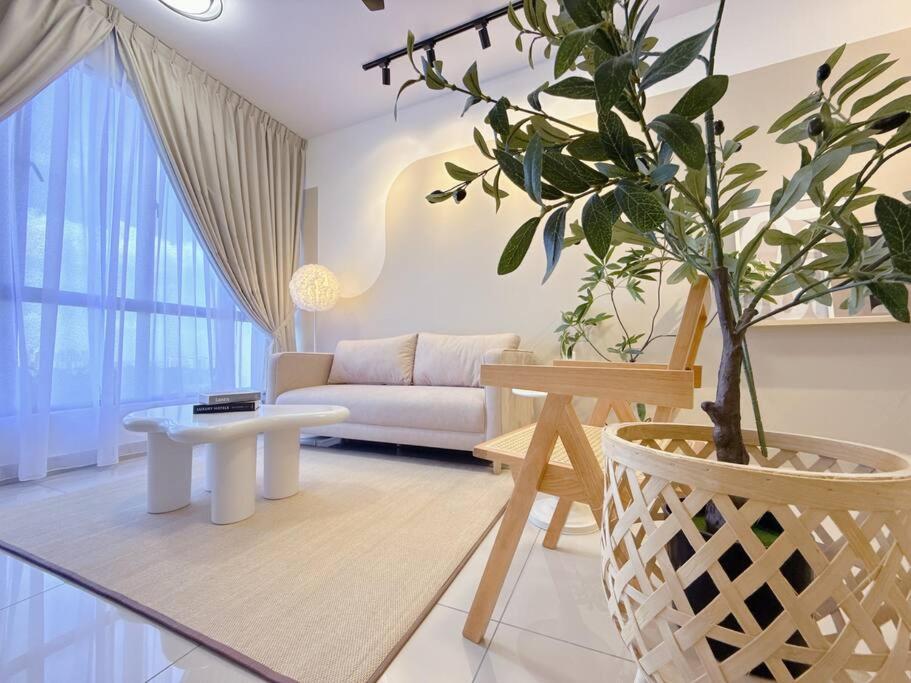 Veranda Residences by Cactus Homestay THM