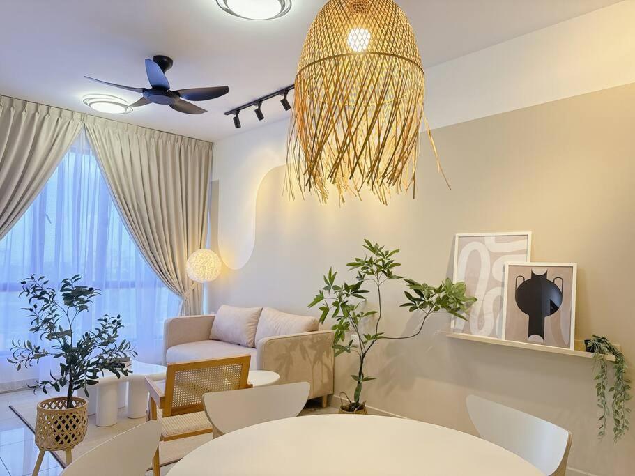 Veranda Residences by Cactus Homestay THM