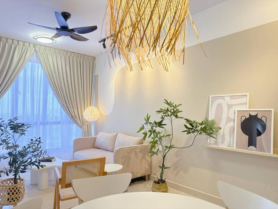 Veranda Residences by Cactus Homestay THM