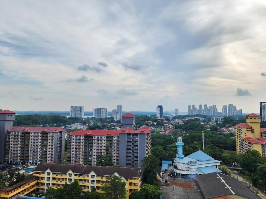 Veranda Residences by Cactus Homestay THM