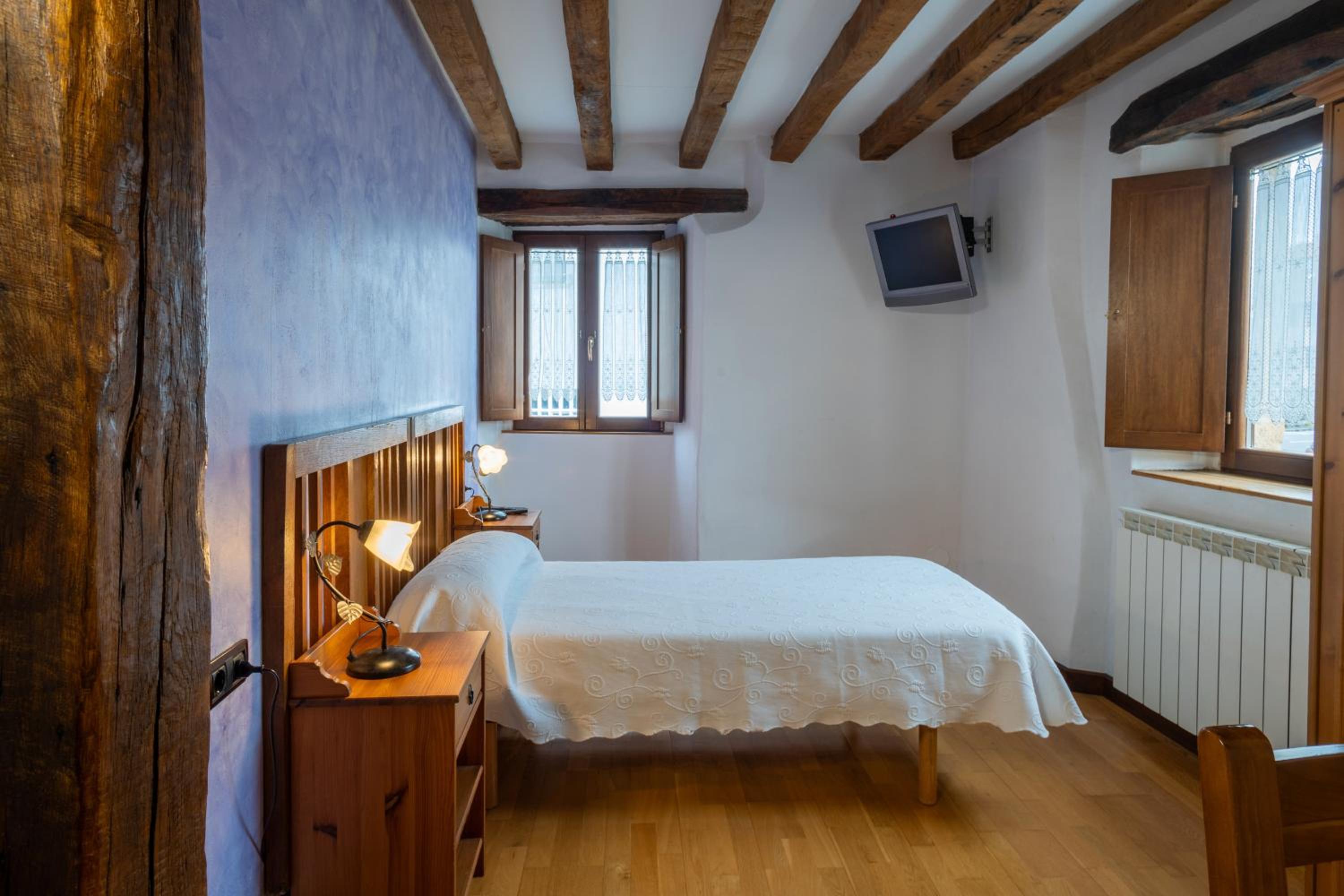 Zadorra Etxea Casa