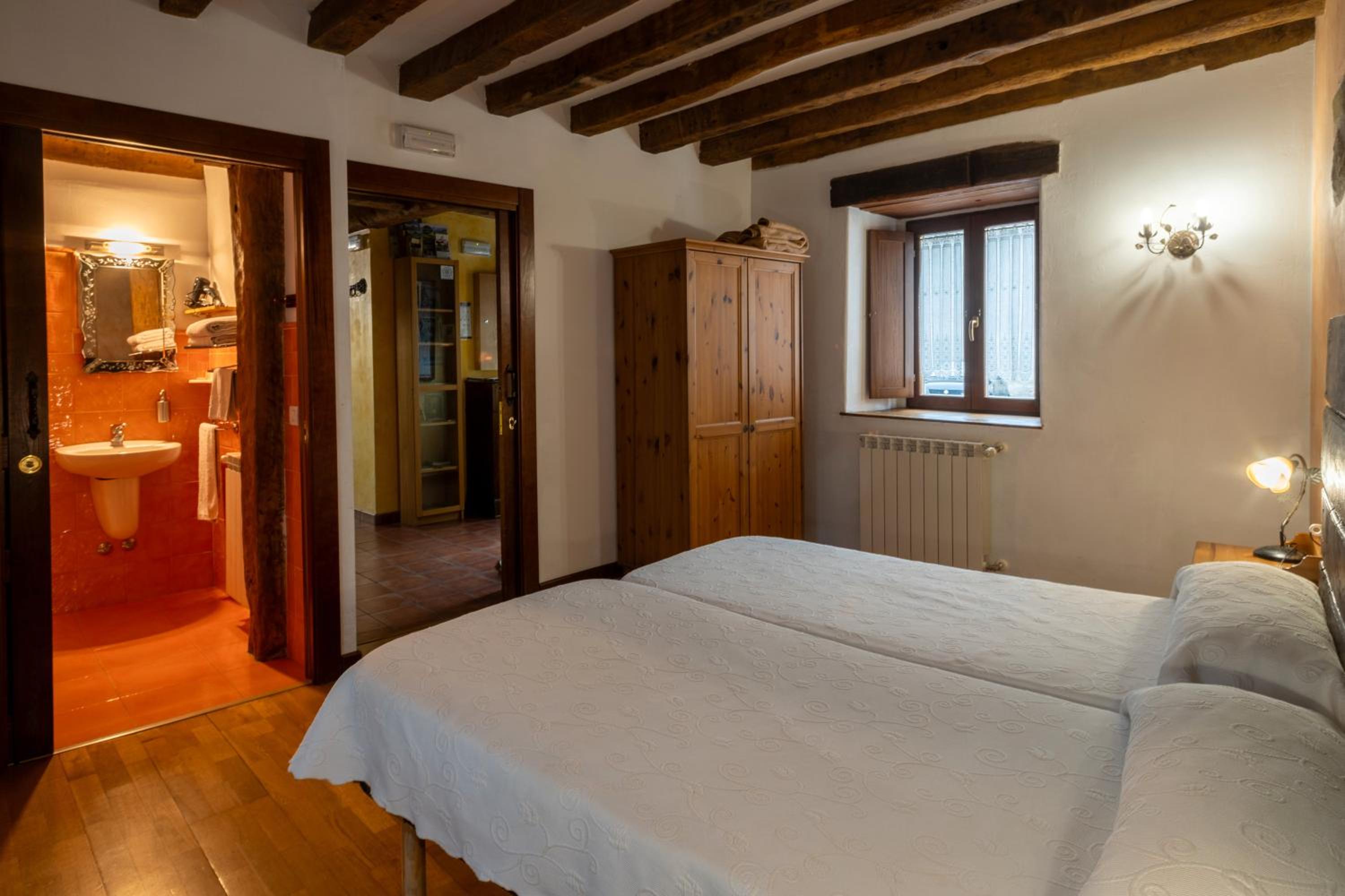 Zadorra Etxea Casa