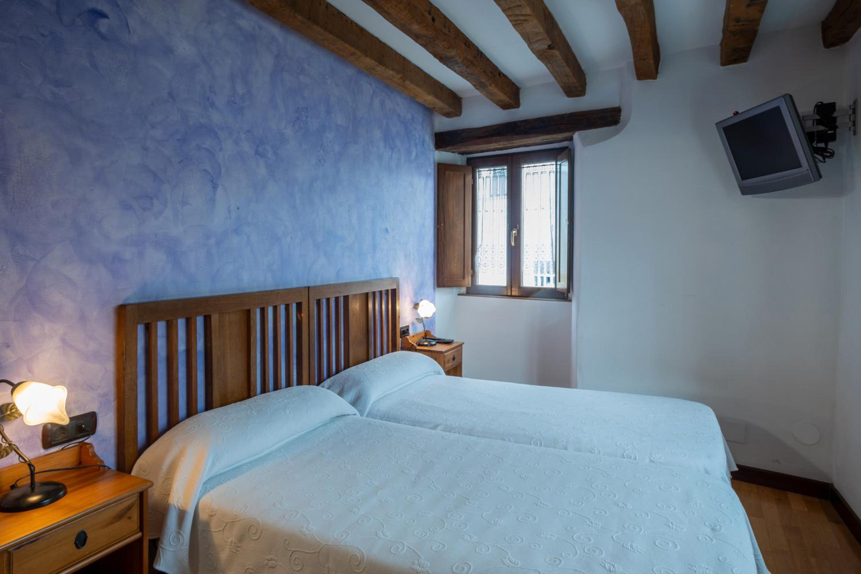 Zadorra Etxea Casa