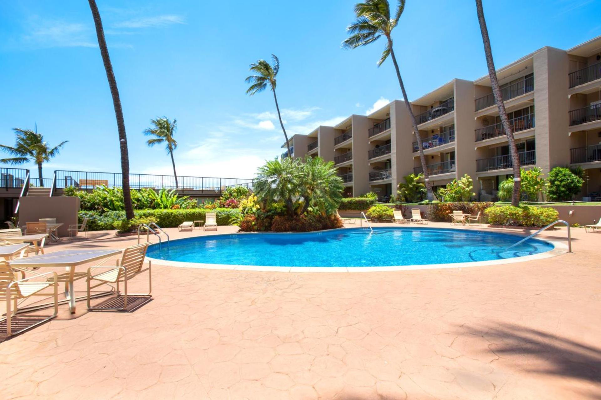 KBM Resorts: Hale Ono Loa HOL-409 Penthouse oceanfront wrap around lanai Includes Rental Car view 5