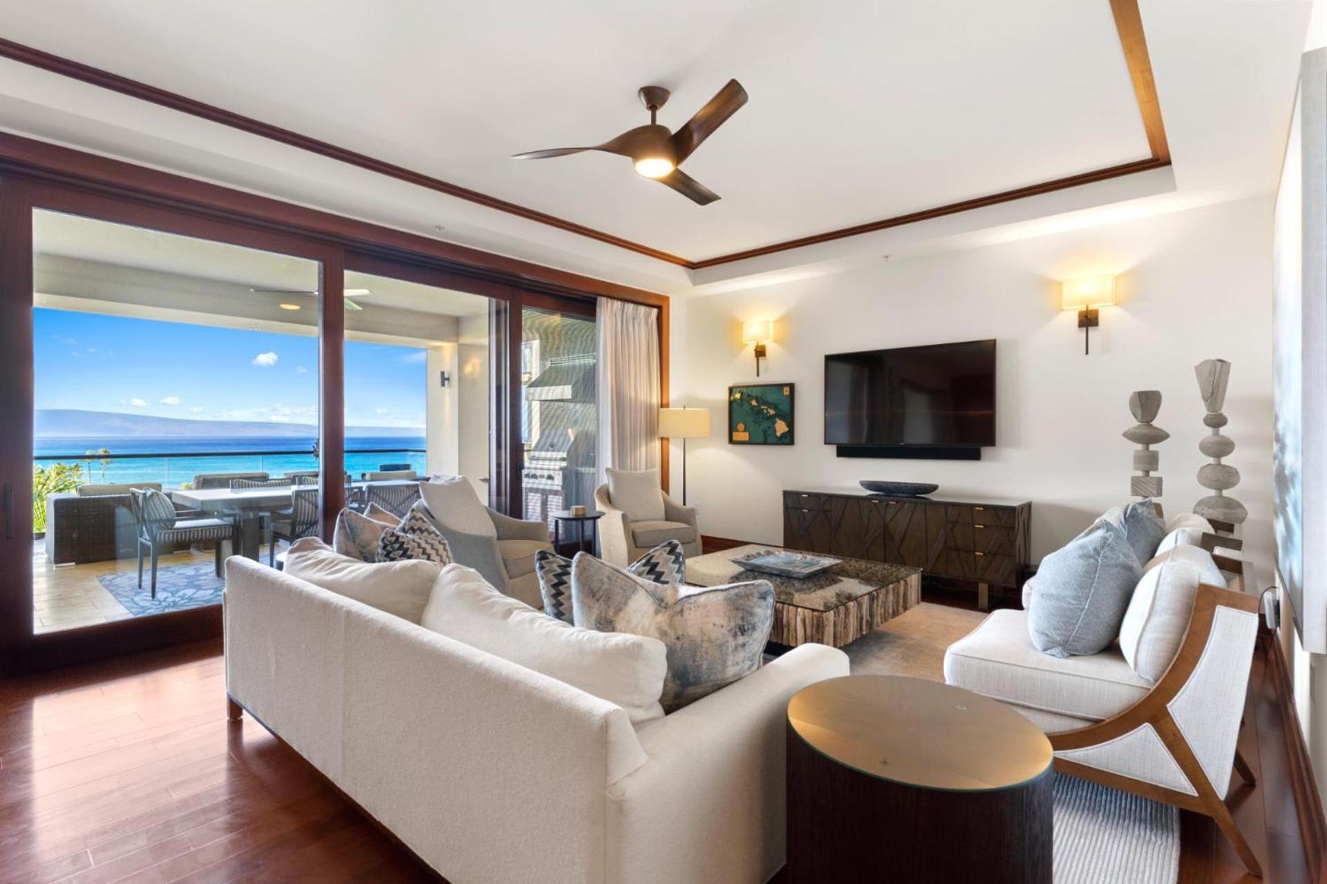 KBM Resorts: Hale Kapalua At Montage Kapalua Bay Includes Daily Housekeeping Spa Rental Car