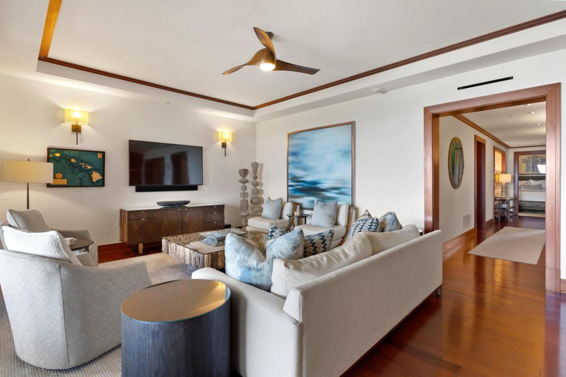 KBM Resorts: Hale Kapalua At Montage Kapalua Bay Includes Daily Housekeeping Spa Rental Car