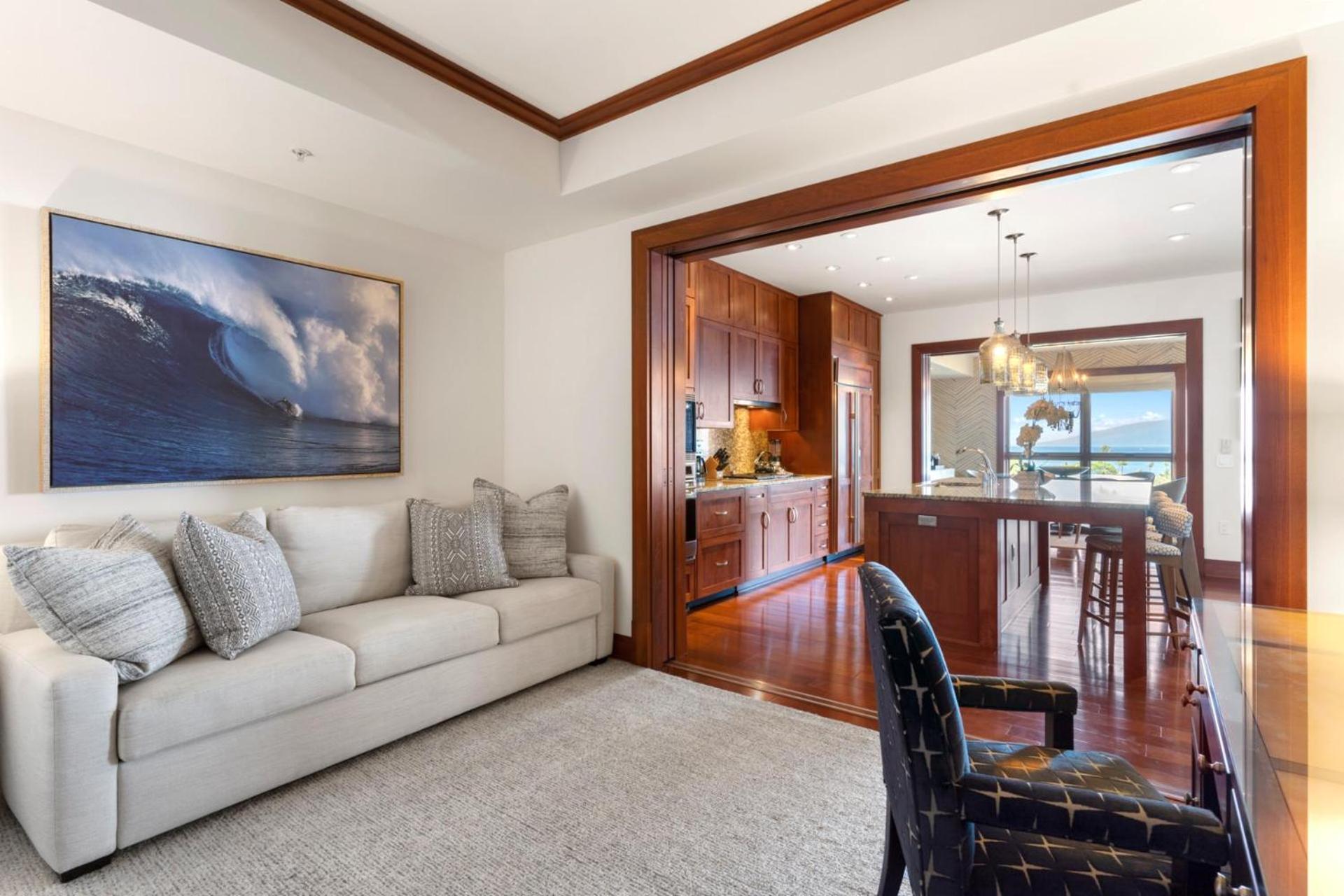 KBM Resorts: Hale Kapalua At Montage Kapalua Bay Includes Daily Housekeeping Spa Rental Car