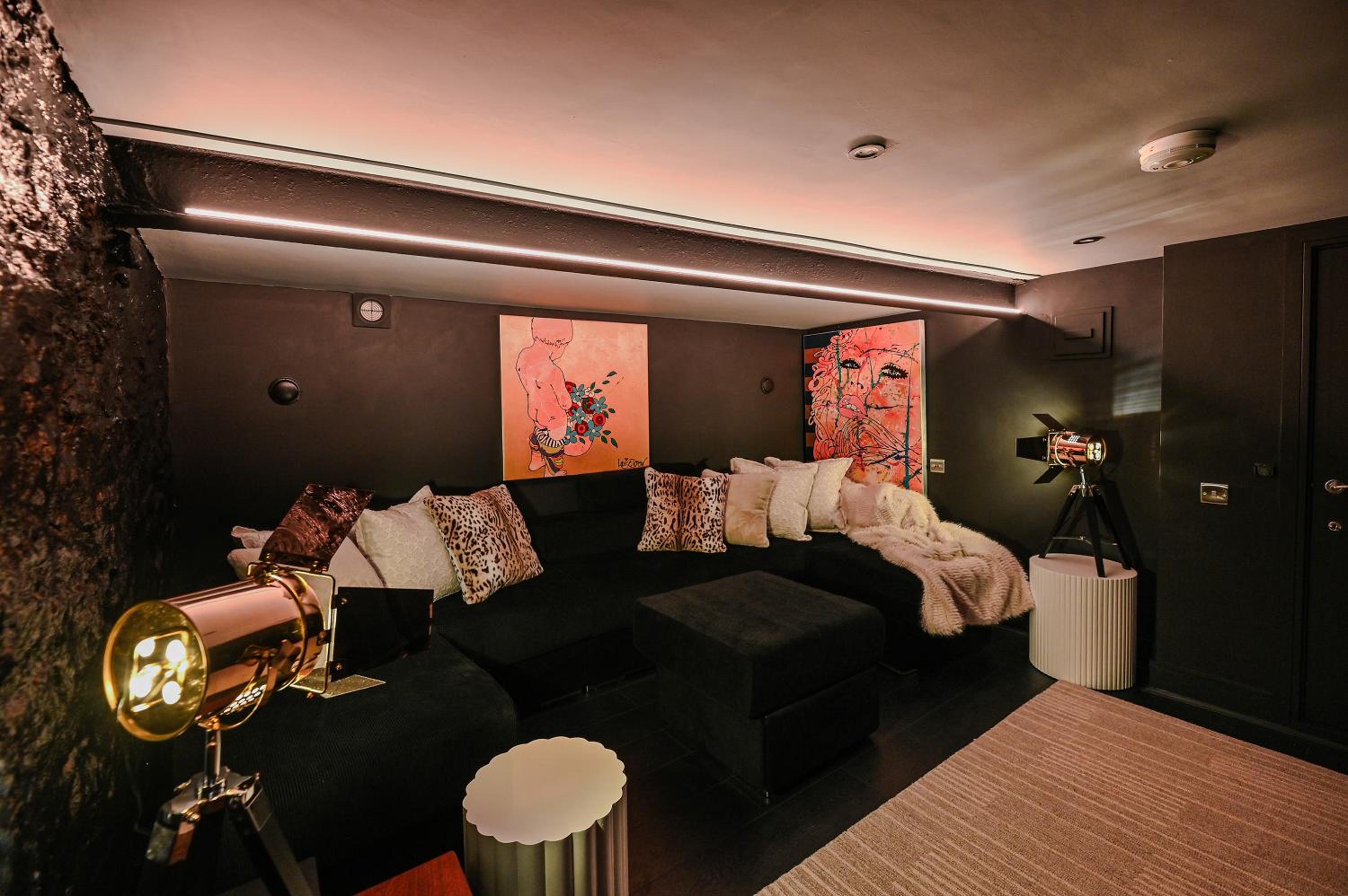 lounge