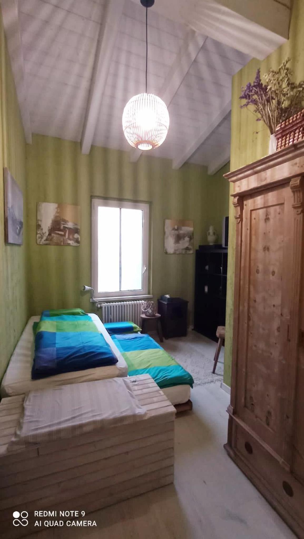 Photo 32