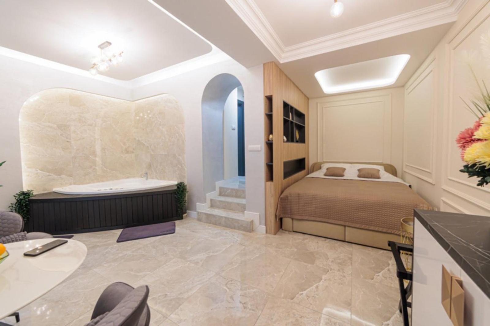 Linea Spa Apartment view 5