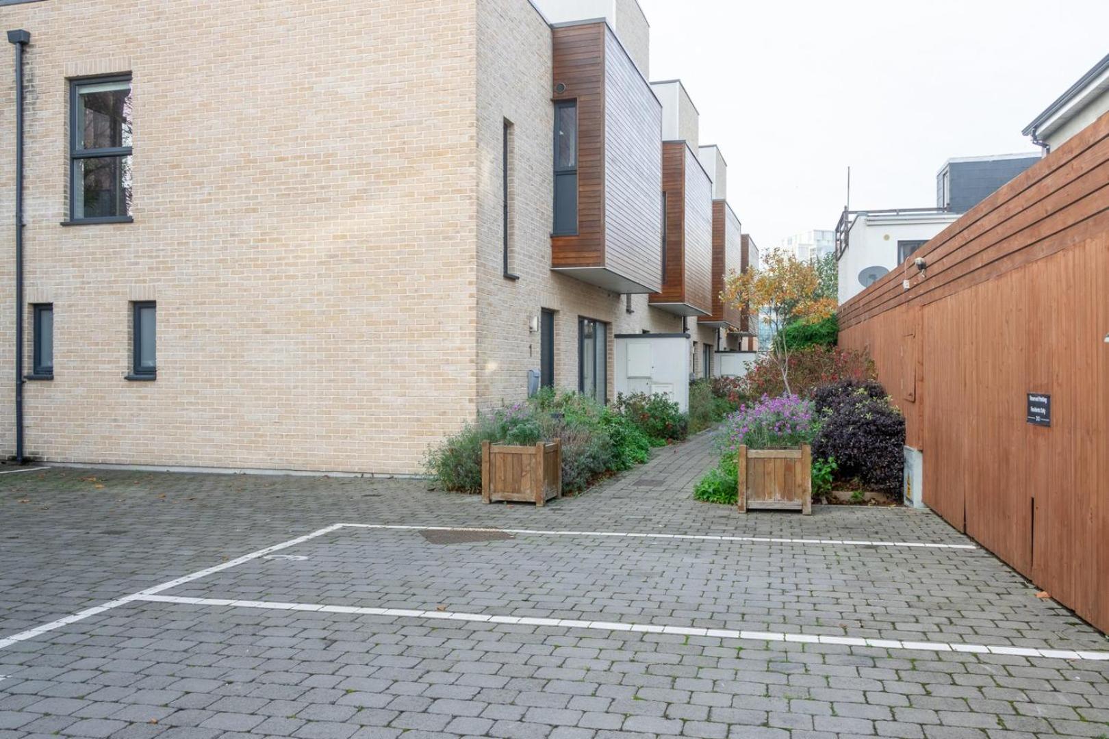 GuestReady - Contemporary home in Dublin