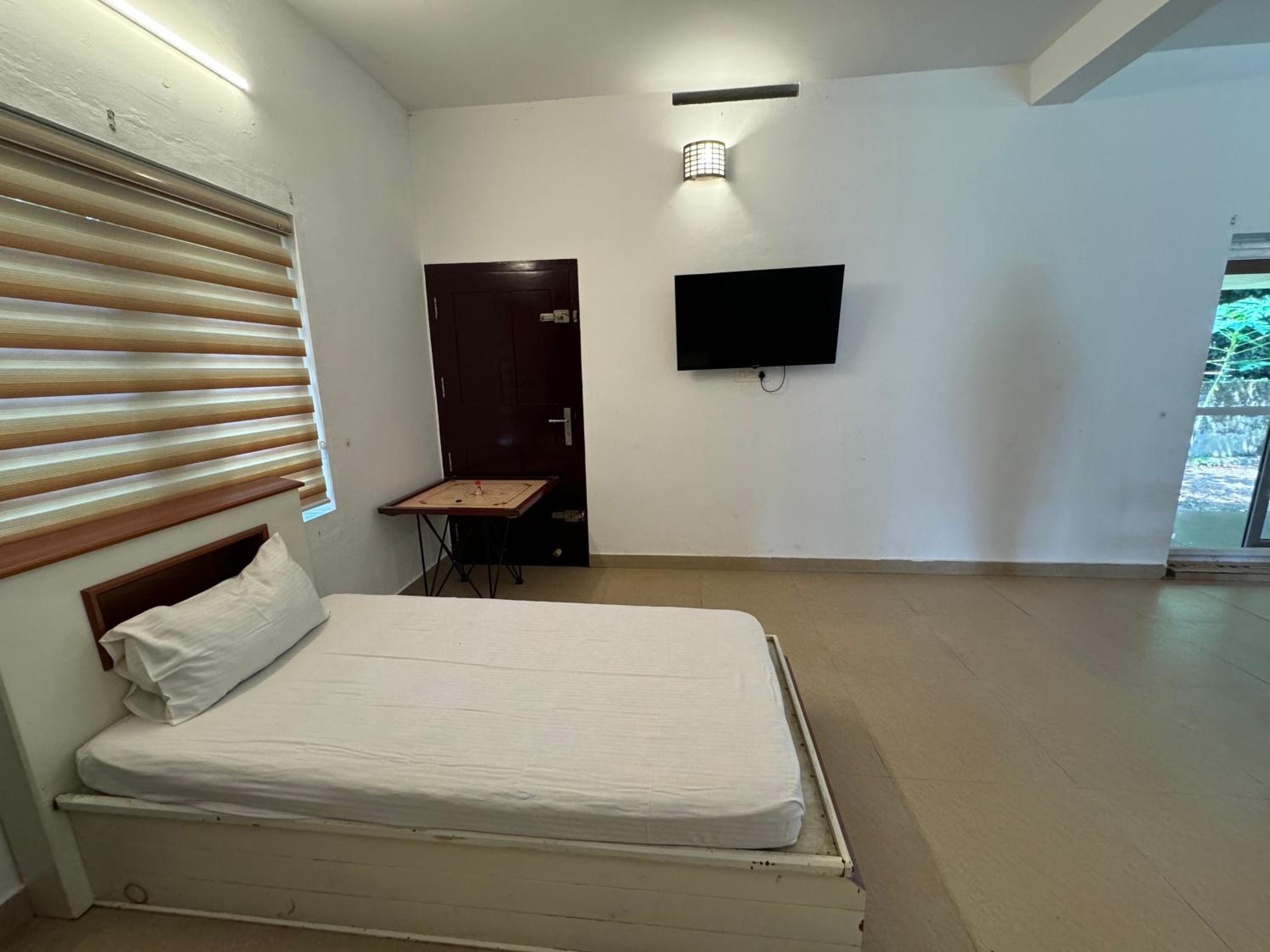 Theeram Riverside Holiday Home
