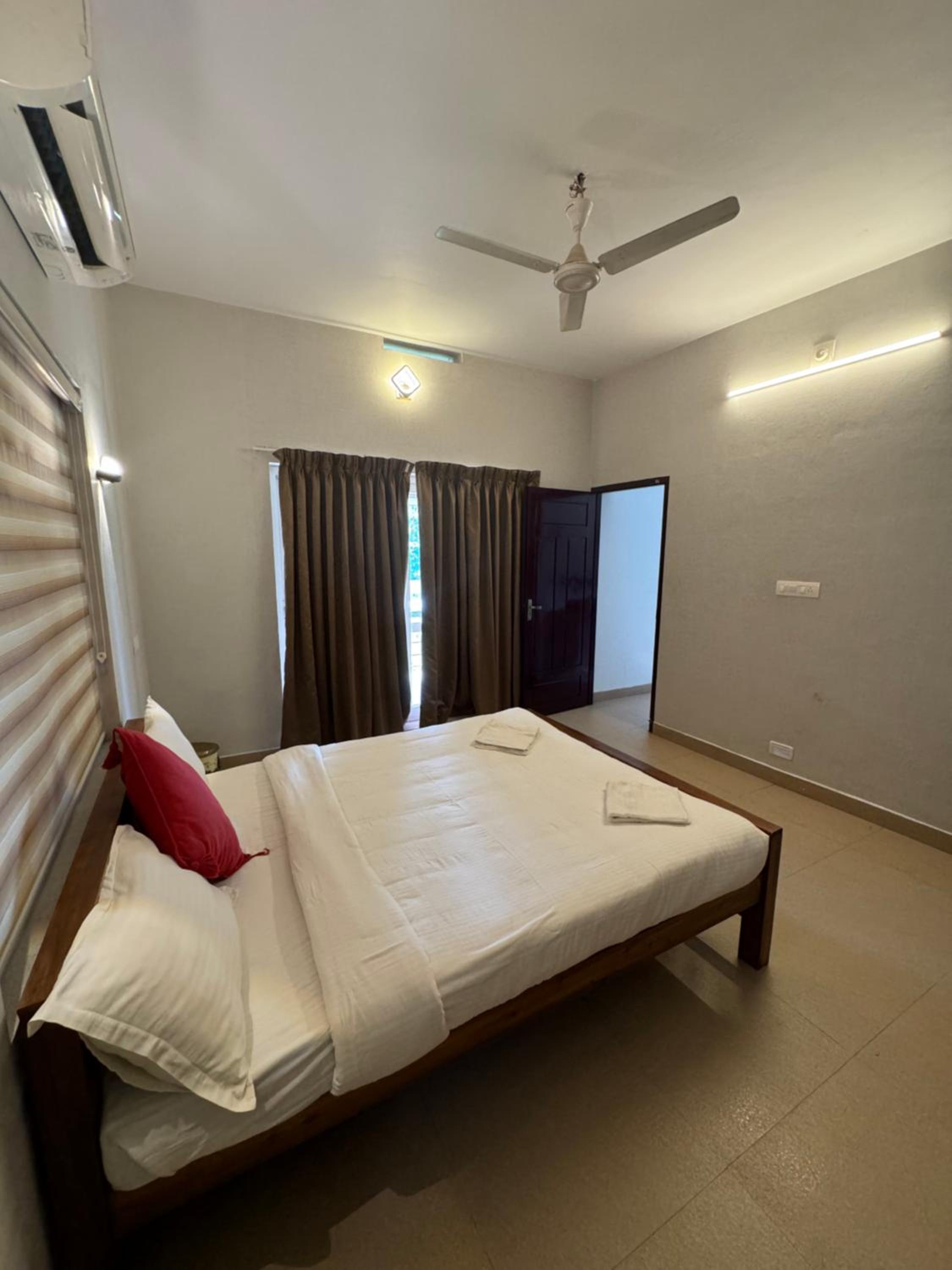 Theeram Riverside Holiday Home