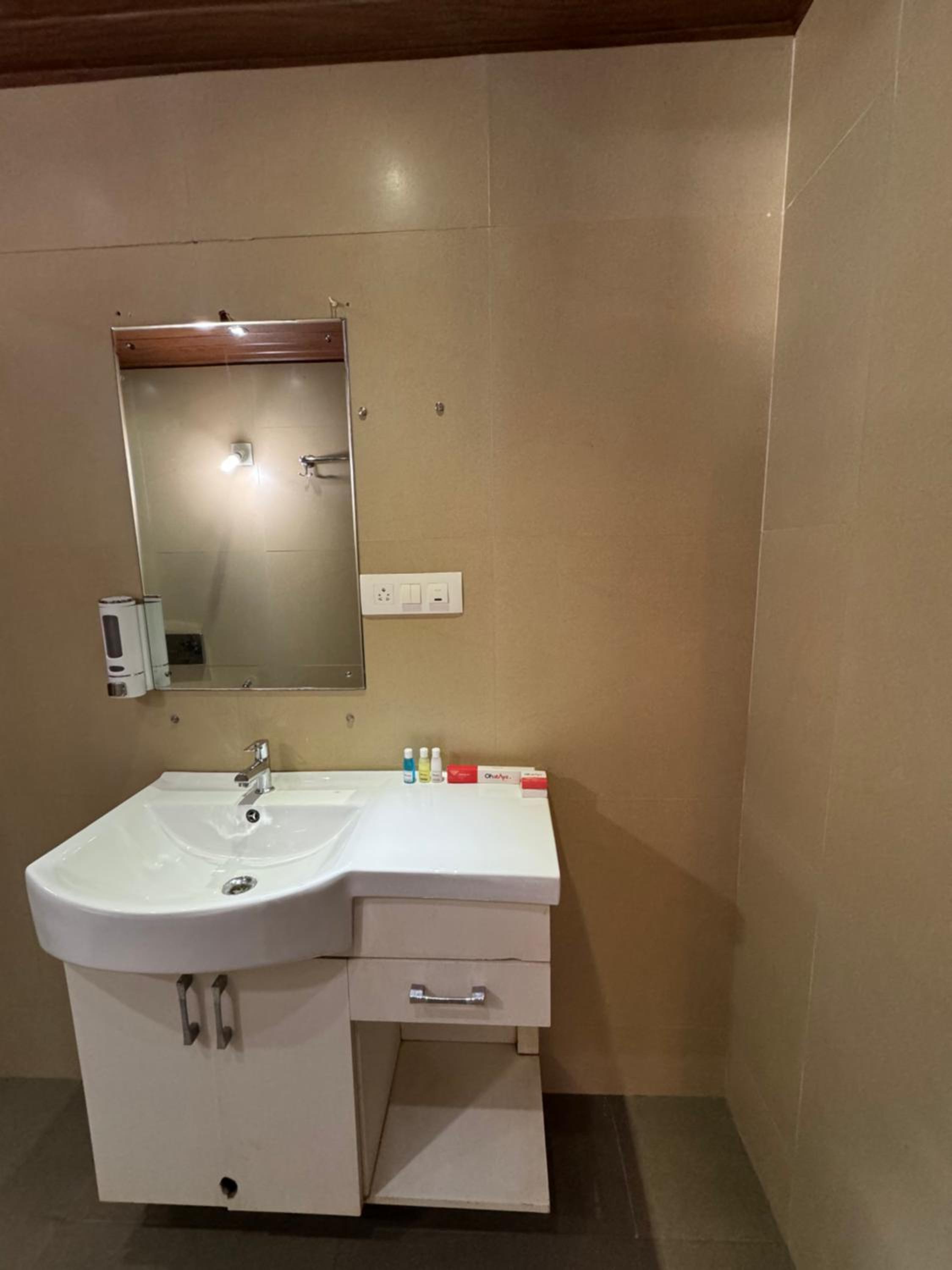 Theeram Riverside Holiday Home