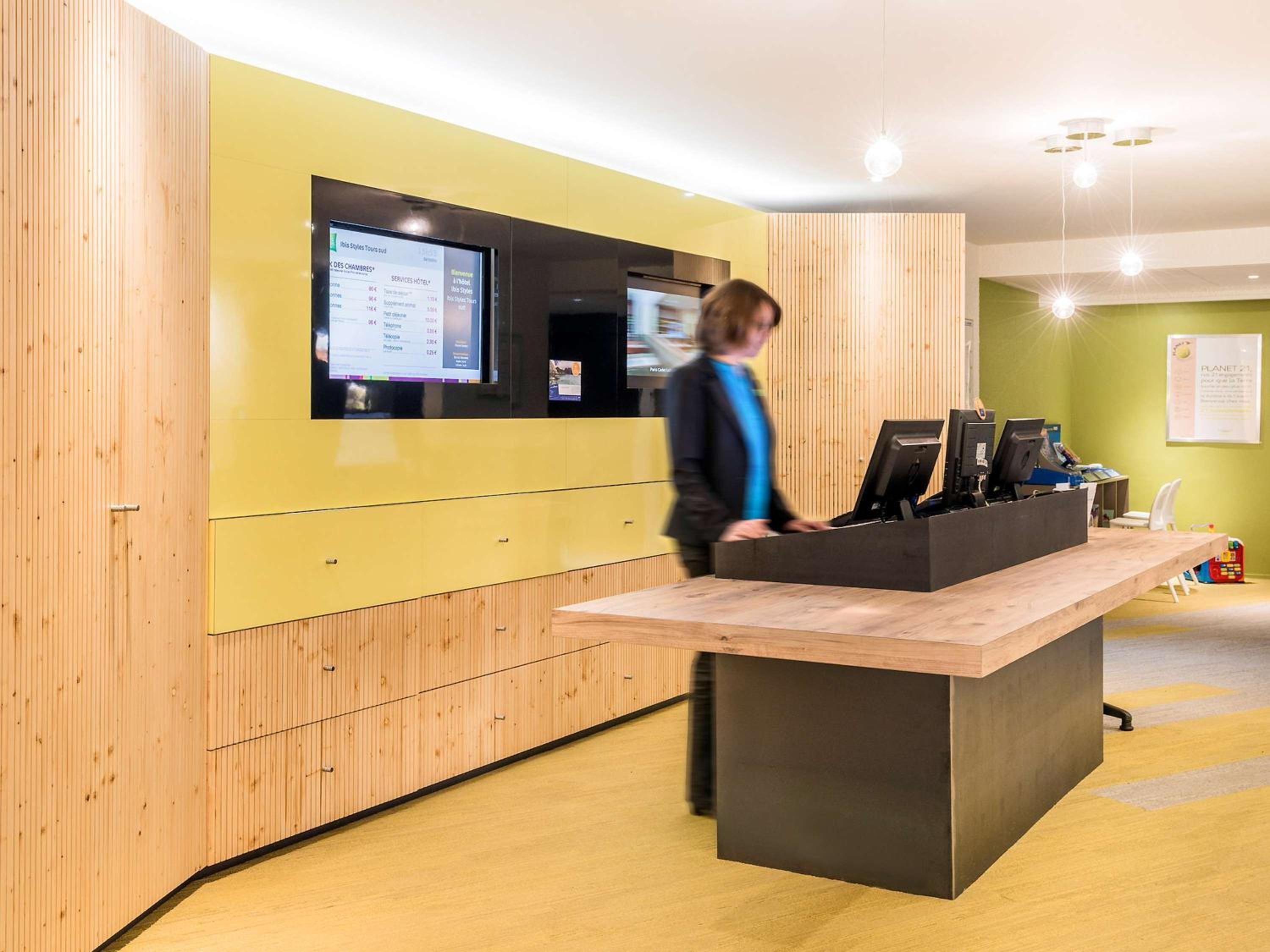 Chambray-les-Tours Vacations - ibis Styles Tours Sud - Property Image 2