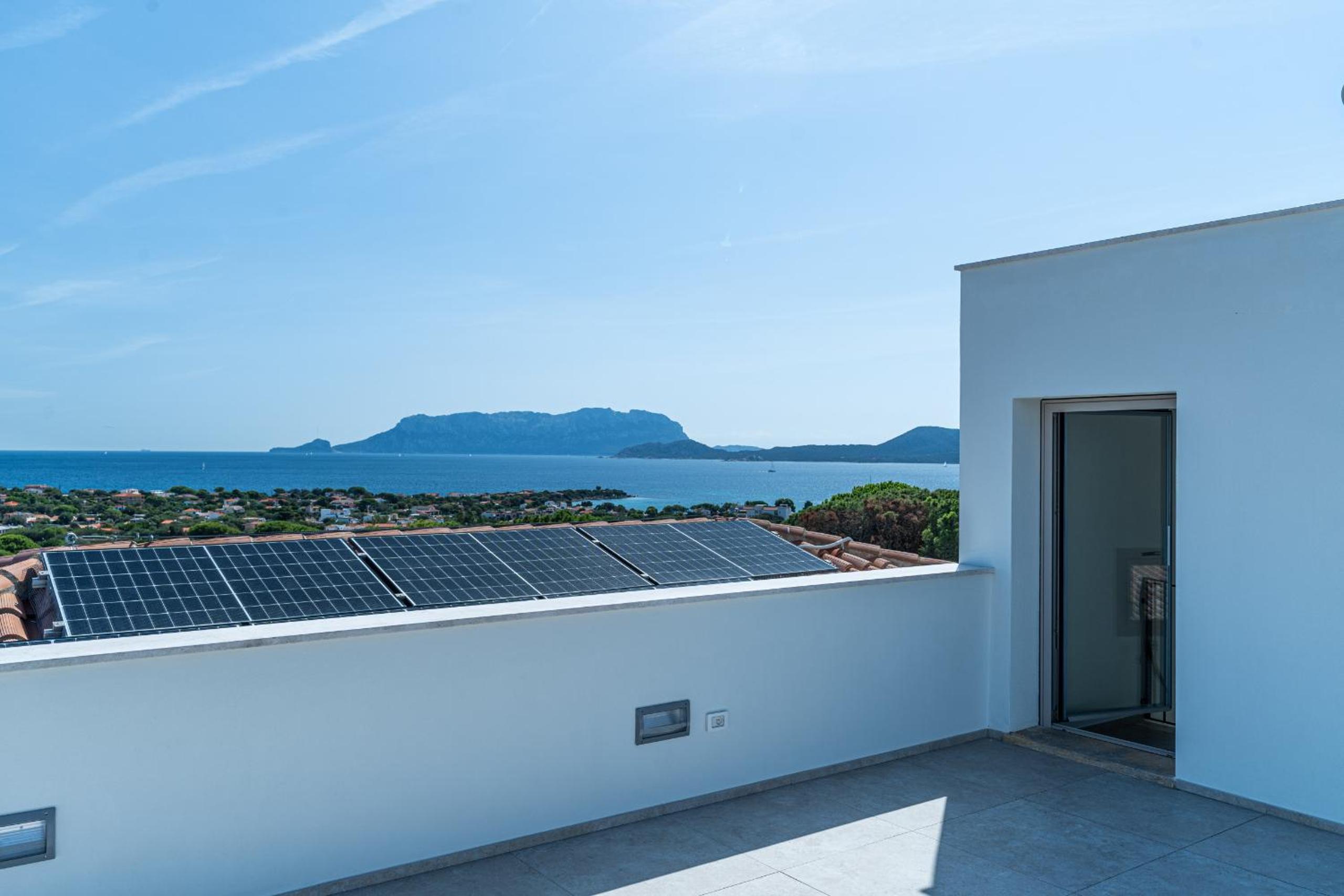 Villa Infinity with Pool by Wonderful Italy view 3