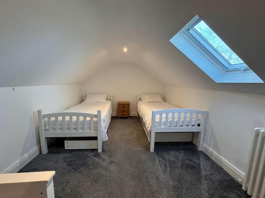 3 bed converted barn view 3