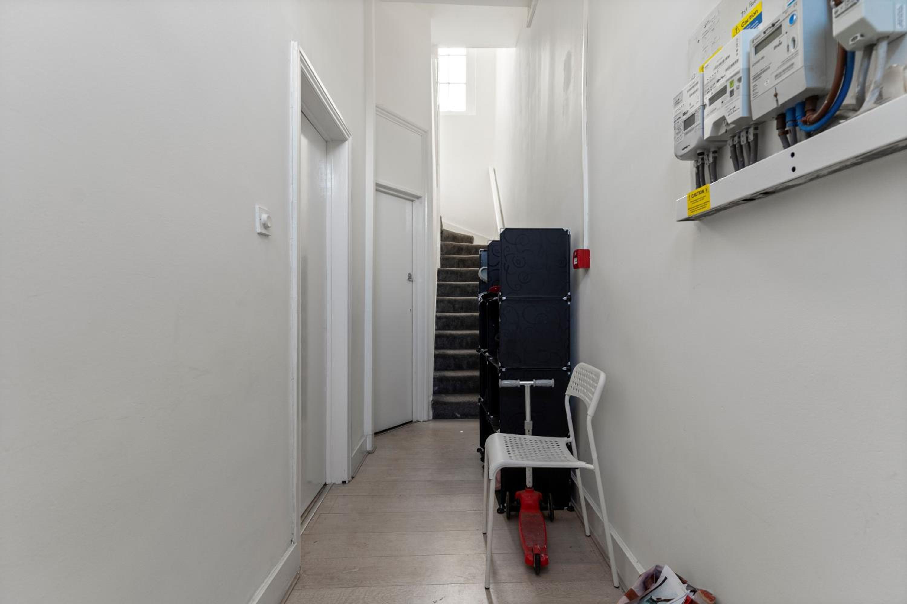 Cozy Split-Level Studio By LiveStay Short Lets & Serviced Accommodation London