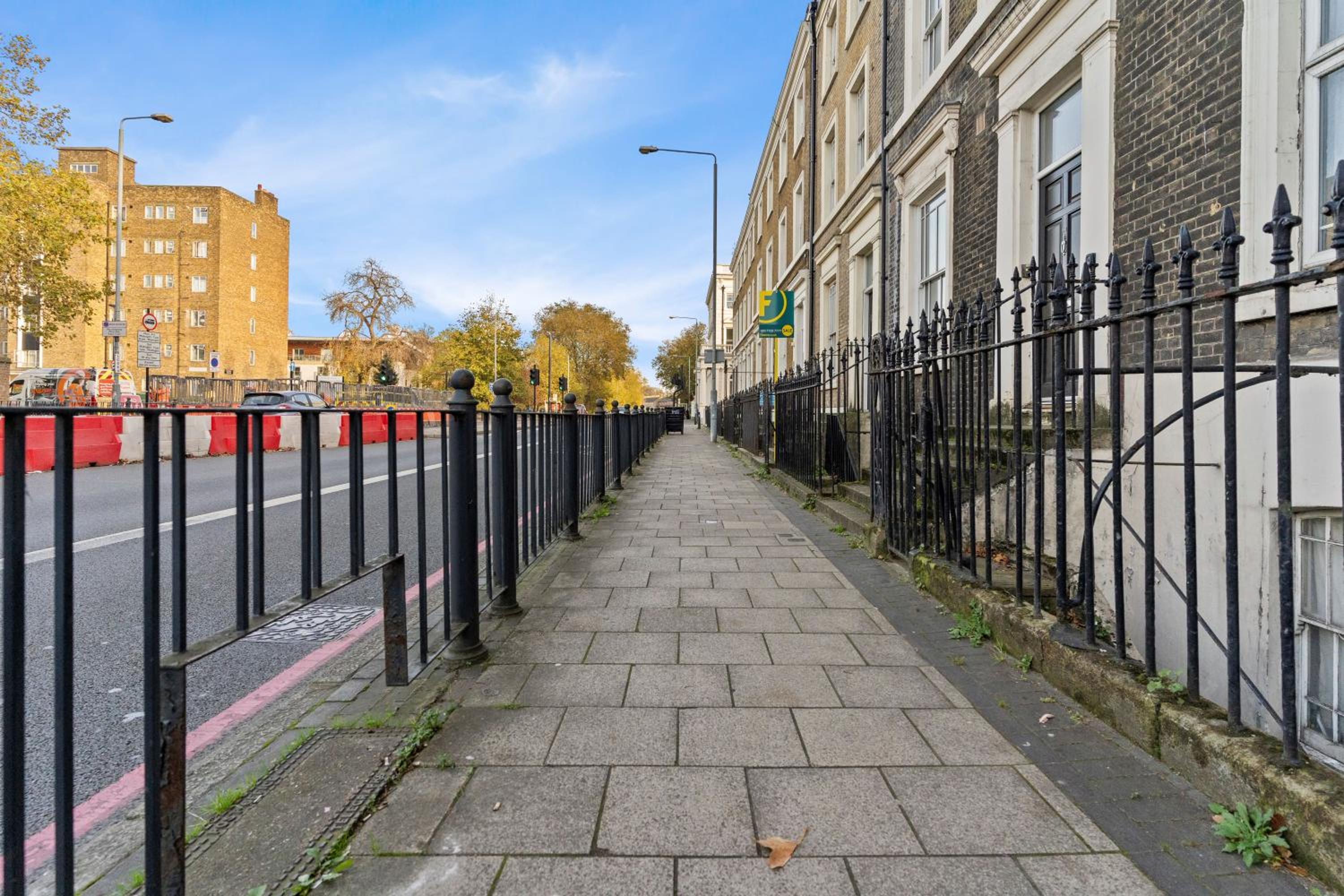 Cozy Split-Level Studio By LiveStay Short Lets & Serviced Accommodation London