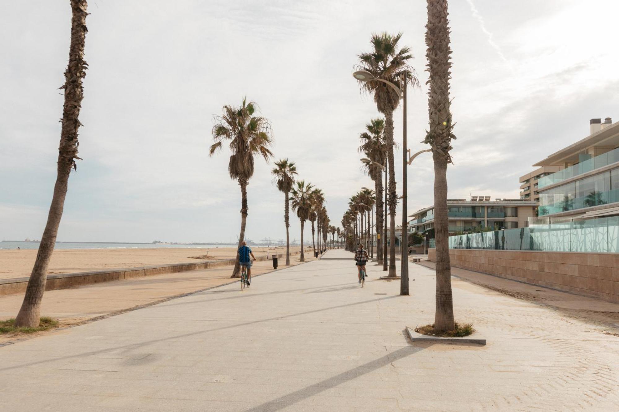 RESORT BEACH VALENCIA