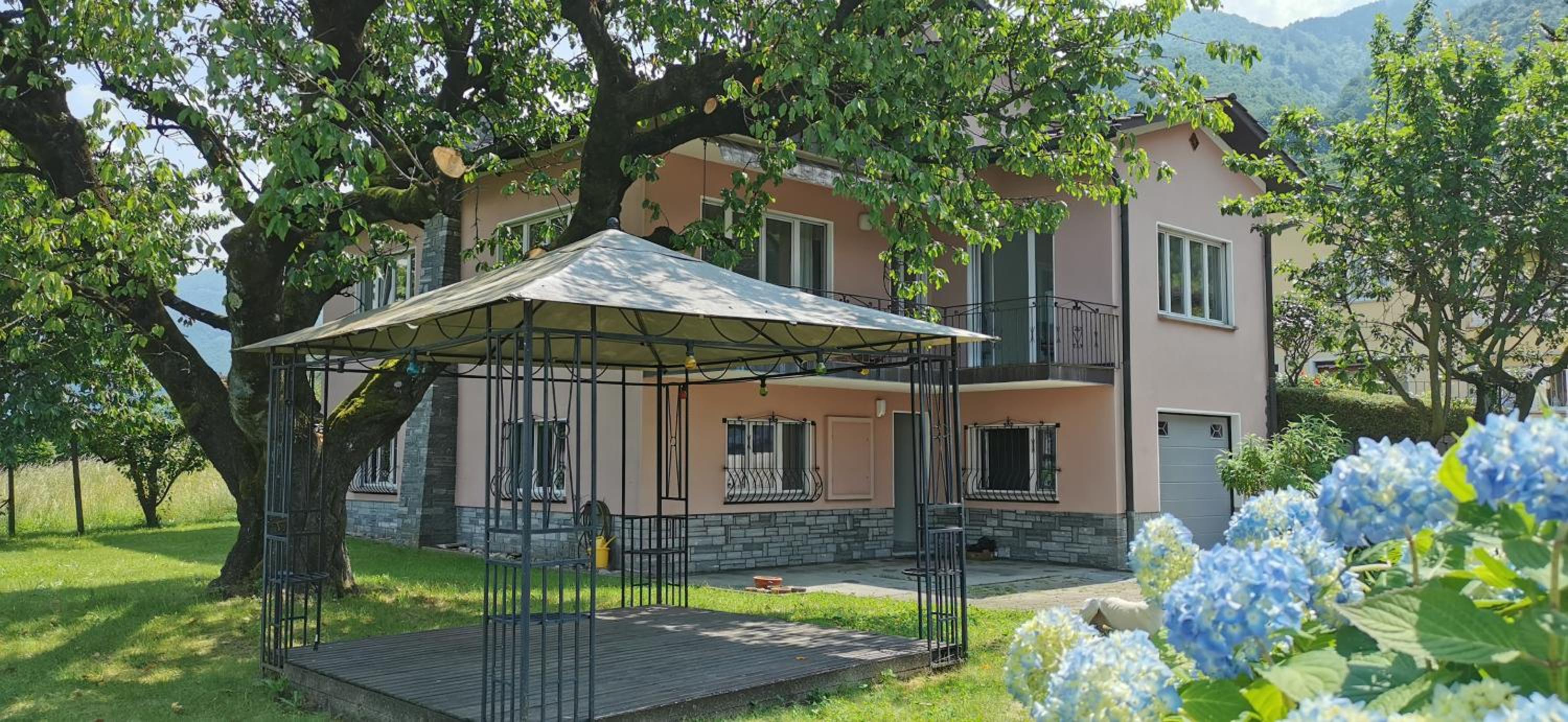 Casa Lineia