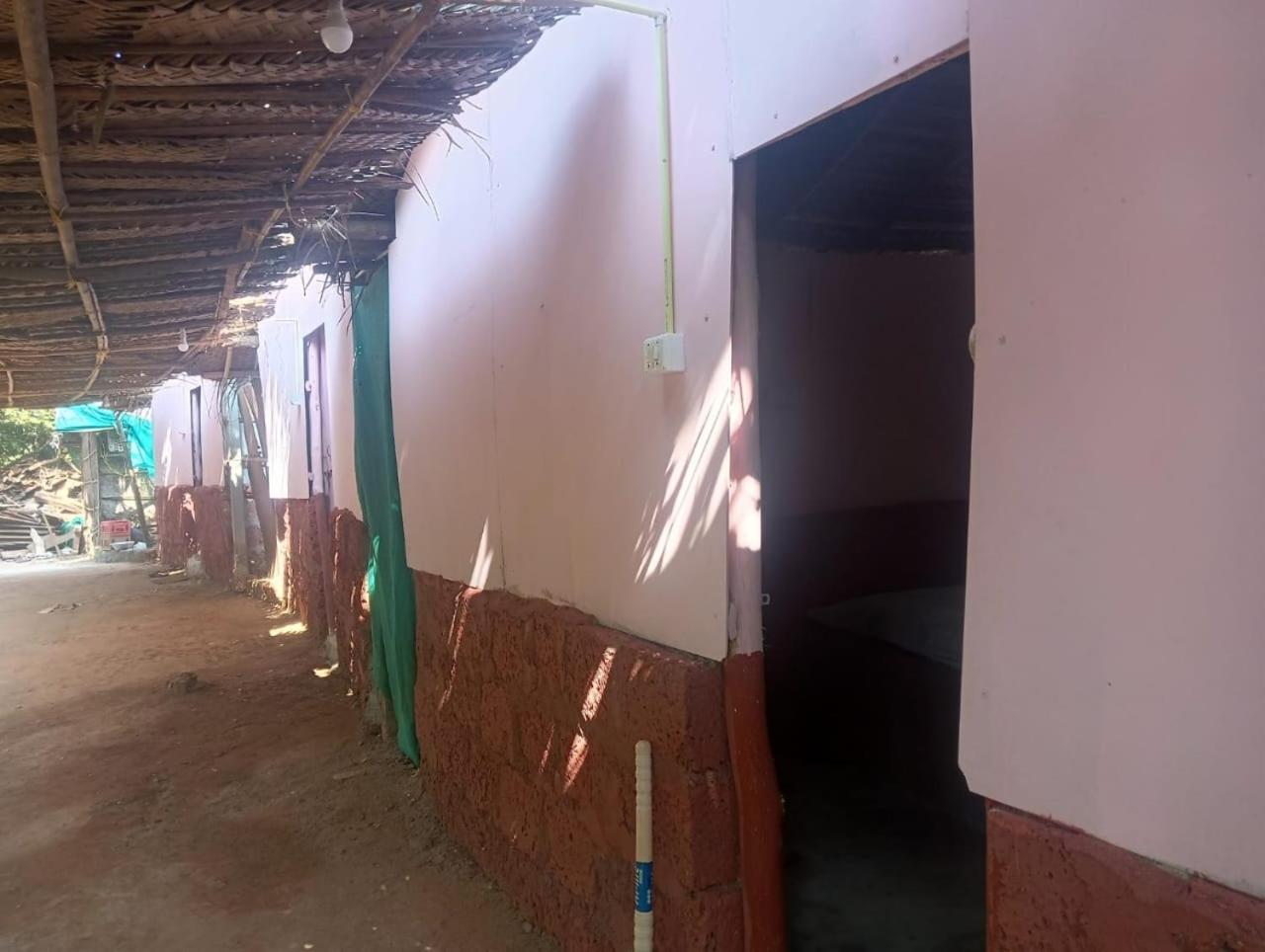 Middle point Huts stay view 3