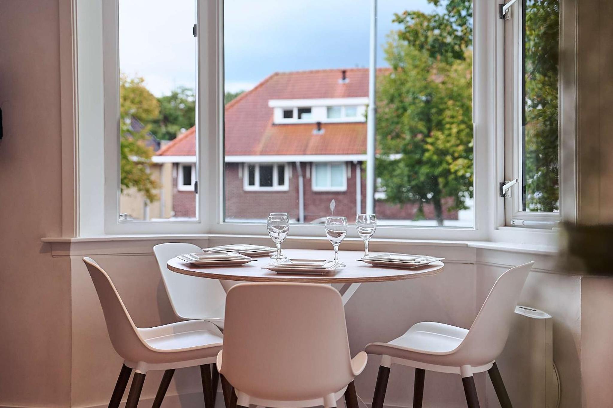 Stratum's Apartment 3 No Kitchen Jaqueline's view 3