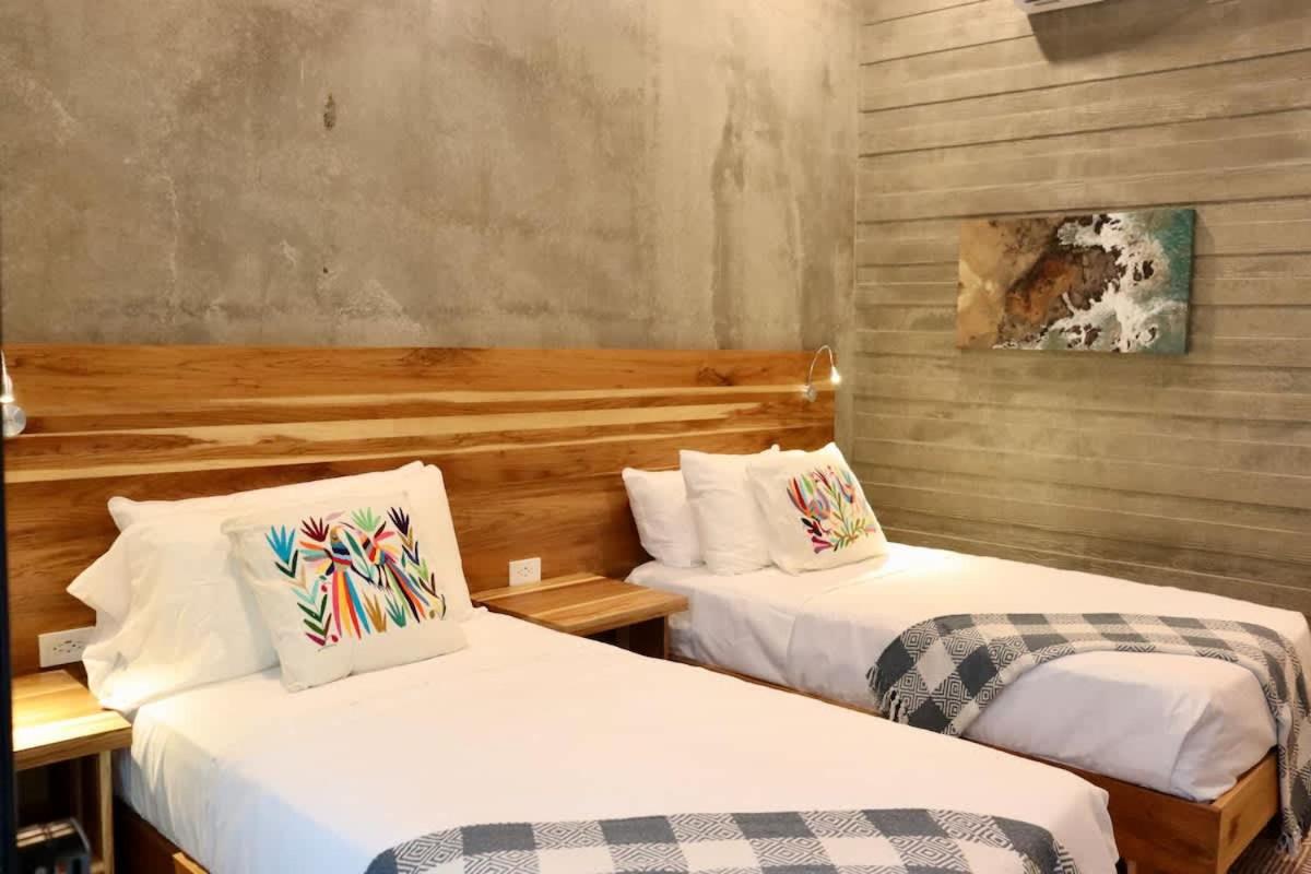 Steps to the Main Surf Break - 6 Bedroom Villa
